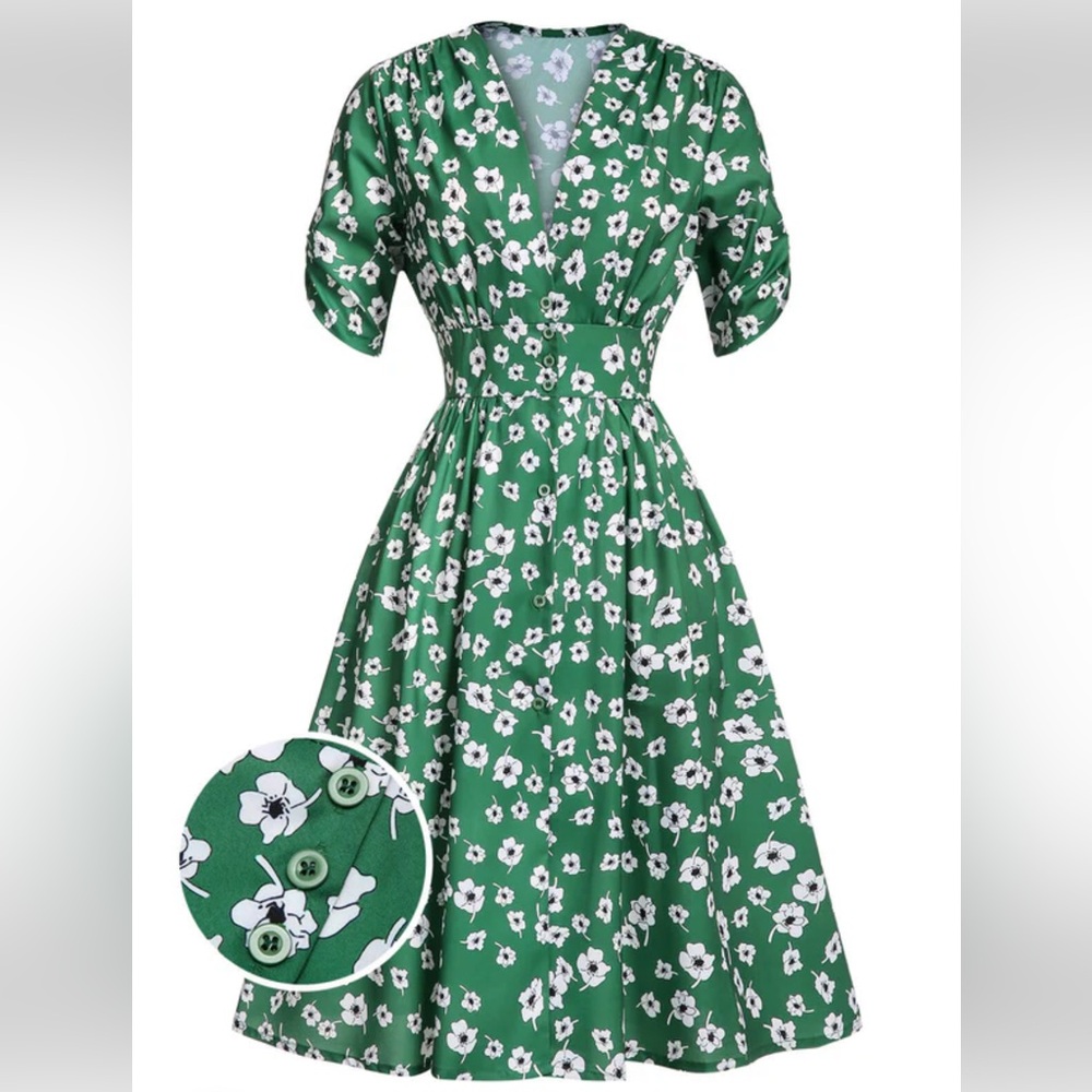 Gorgeous green floral 👗